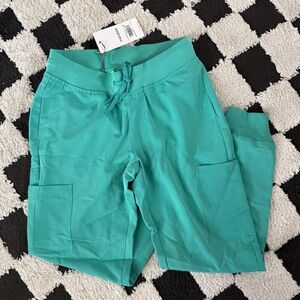 Mandala Jogger Scrub Pants with Pockets